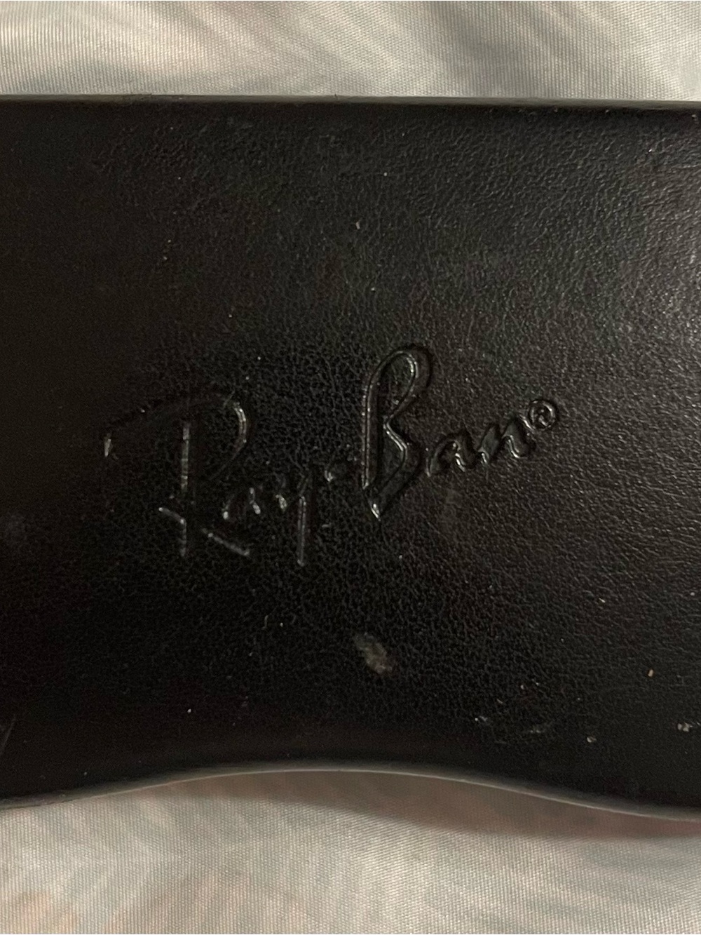 Ray-Ban Black Leather Clamshell Eye Glasses Case Hard Grey Liner 1.5"x6.5"